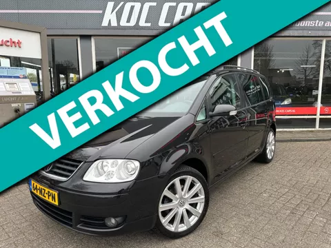 Volkswagen Touran 2.0-16V FSI Highline DEALER ONDERHOUD